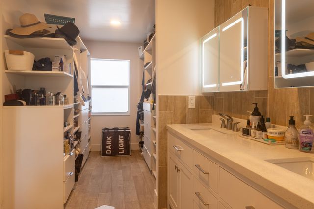 2800 NE 1st Avenue, Wilton Manors, FL 33334