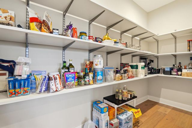 9727 Dunegrass Way, St. John, IN 46373