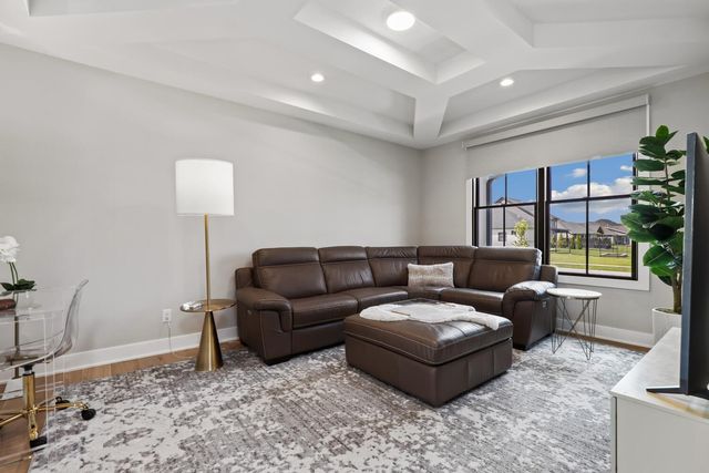 9727 Dunegrass Way, St. John, IN 46373