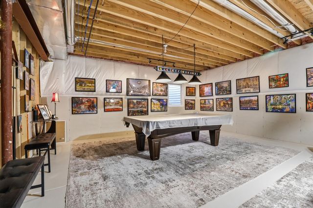 9727 Dunegrass Way, St. John, IN 46373
