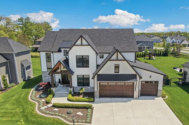 9727 Dunegrass Way, St. John, IN 46373