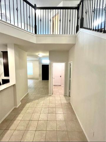 13811 Giant Panda Bear Avenue, Crosby, TX 77532