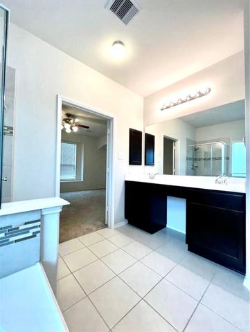 13811 Giant Panda Bear Avenue, Crosby, TX 77532