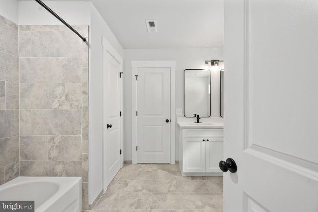 11204 HONOR BRIDGE FARM PLACE PL, Spotsylvania, VA 22551