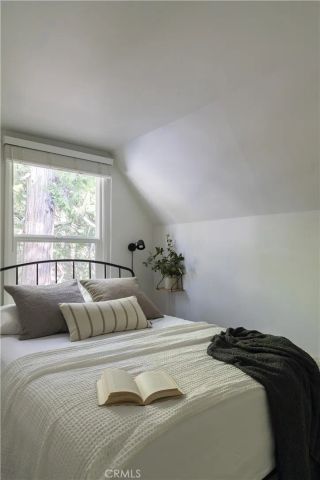 147 Marshall, Lake Arrowhead, CA 92352