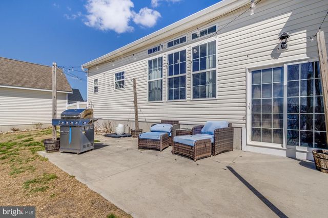 20341 BLUEBERRY DR, Lincoln, DE 19960