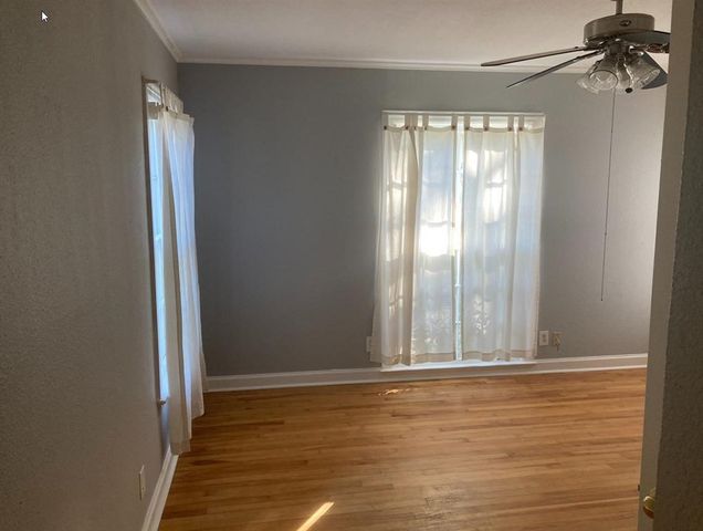 1820 Oakland Boulevard, Fort Worth, TX 76103