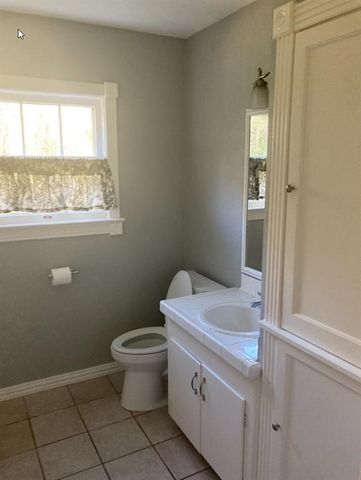 1820 Oakland Boulevard, Fort Worth, TX 76103