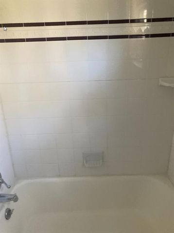 1820 Oakland Boulevard, Fort Worth, TX 76103