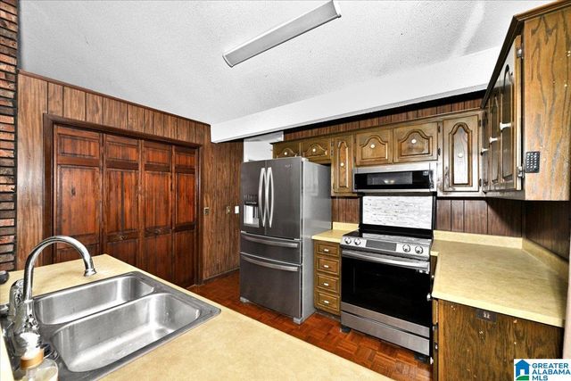 1841 GLOVER STREET NW, Cullman, AL 35055