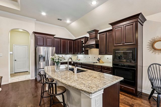 1441 Isabella Lane, Savannah, TX 76227