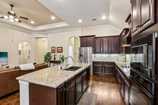 1441 Isabella Lane, Savannah, TX 76227