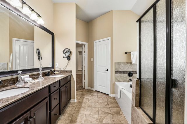 1441 Isabella Lane, Savannah, TX 76227