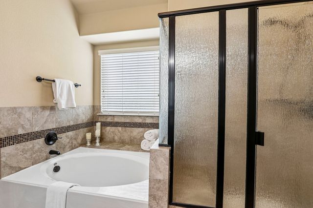 1441 Isabella Lane, Savannah, TX 76227