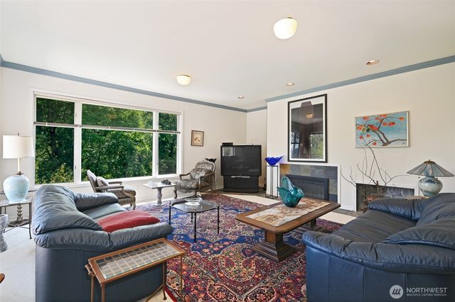 8508 54TH Avenue NE, Seattle, WA 98115