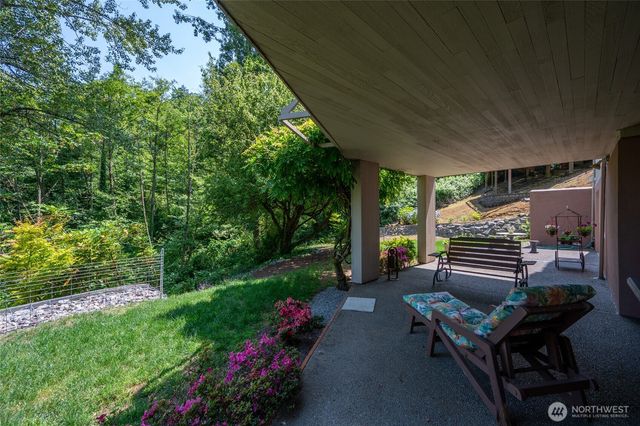8508 54TH Avenue NE, Seattle, WA 98115
