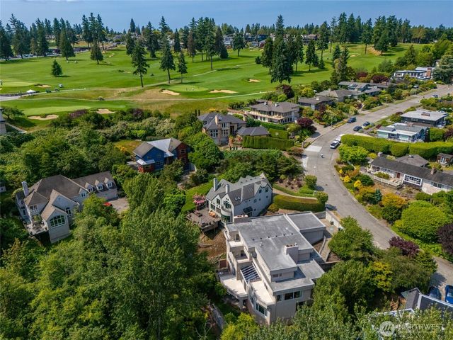 8508 54TH Avenue NE, Seattle, WA 98115