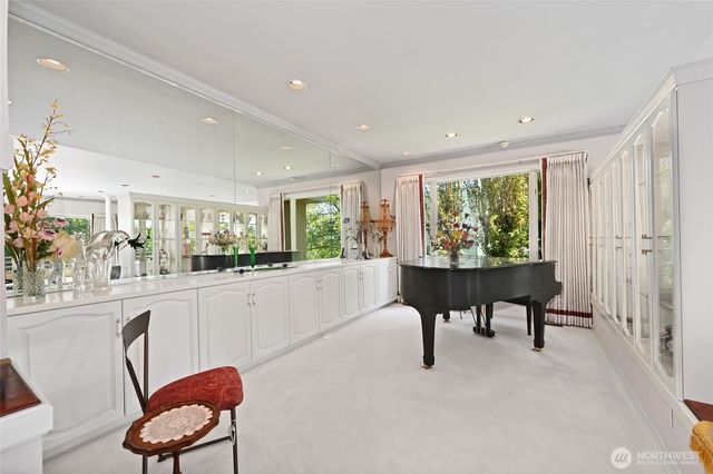 8508 54TH Avenue NE, Seattle, WA 98115