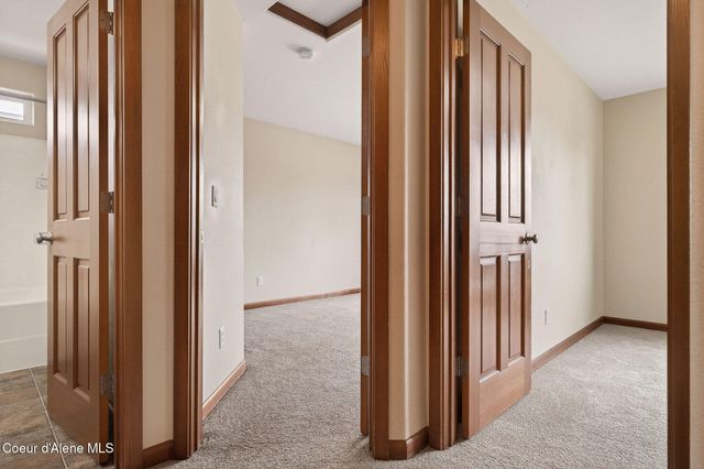 24420 E Autumn Crossing Ave, Liberty Lake, WA 99019