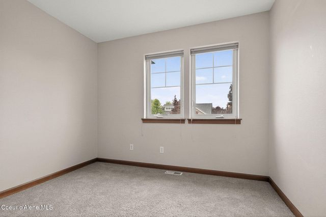 24420 E Autumn Crossing Ave, Liberty Lake, WA 99019