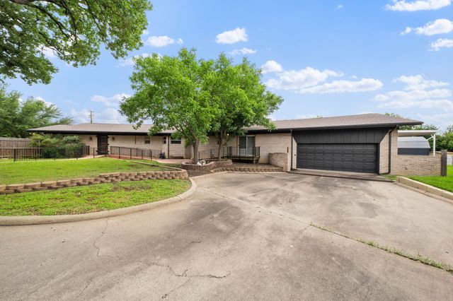 801 NW 7th Avenue, Mineral Wells, TX 76067