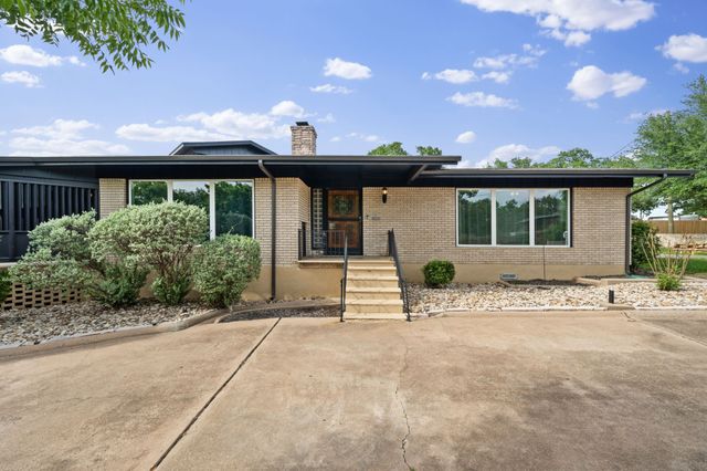 801 NW 7th Avenue, Mineral Wells, TX 76067