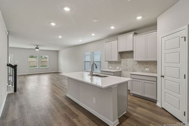 10254 King Robert, San Antonio, TX 78239