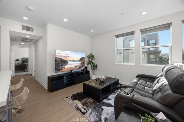 11026 Momentum, Rancho Cucamonga, CA 91730