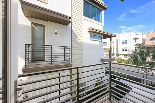 11026 Momentum, Rancho Cucamonga, CA 91730