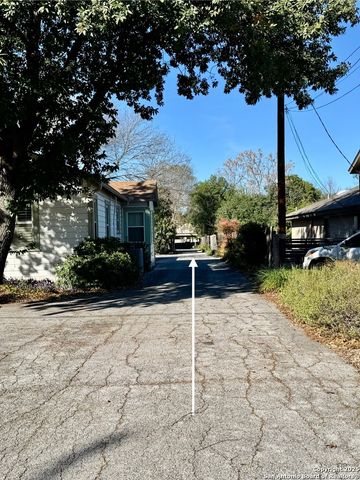 207 terra alta, San Antonio, TX 78209