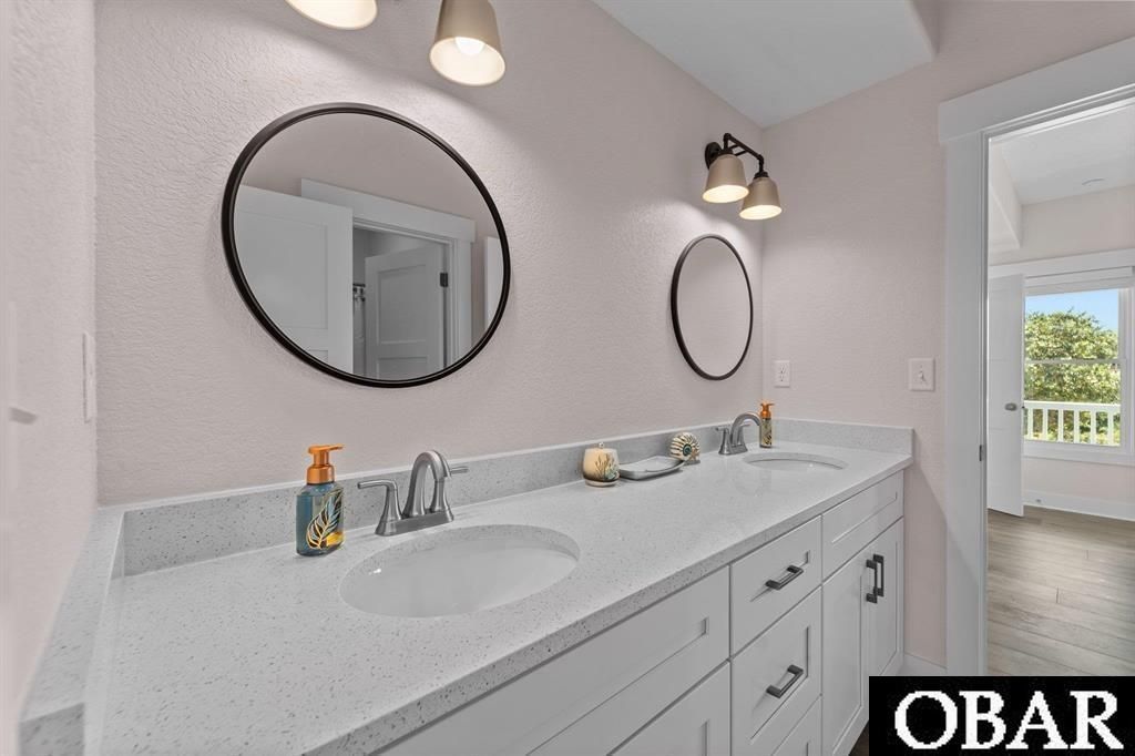 Image 11 of property listing at 2206 Sandpiper Road Lot 10, Corolla, NC 27927