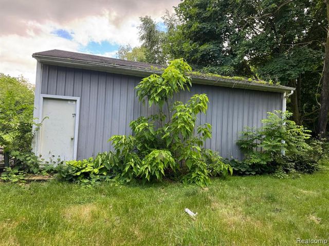 2609 Bertha Avenue, Flint, MI 48504