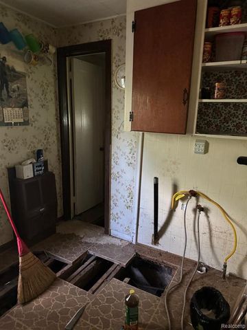 2609 Bertha Avenue, Flint, MI 48504