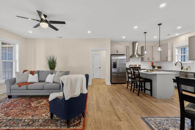 559 Memorial Park Drive, Sparta, NC 28675