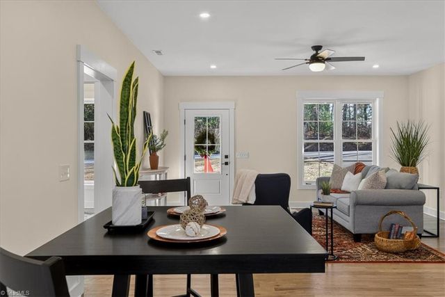 559 Memorial Park Drive, Sparta, NC 28675