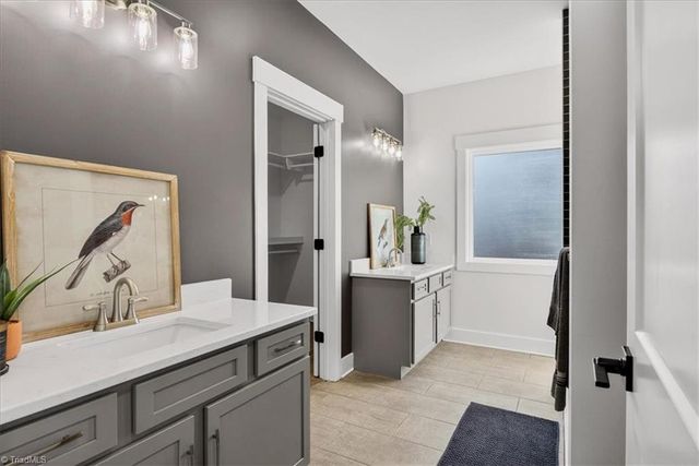 559 Memorial Park Drive, Sparta, NC 28675