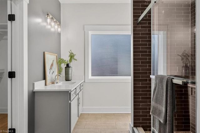 559 Memorial Park Drive, Sparta, NC 28675