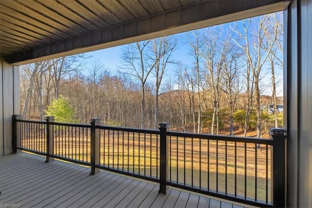 559 Memorial Park Drive, Sparta, NC 28675