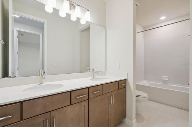4330 SUNSET PRESERVE BLVD, Orlando, FL 32820