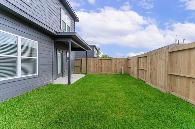 9920 Dipping Woods Street, Houston, TX 77076