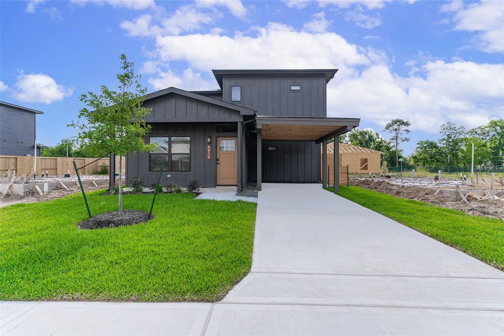 9920 Dipping Woods Street, Houston, TX 77076