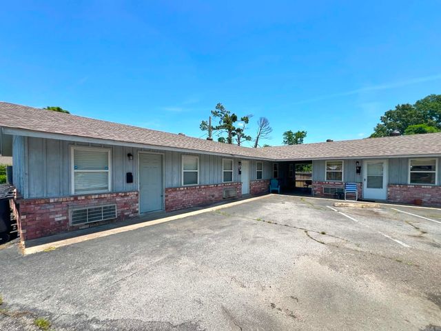 120 S Elm Street, Jacksonville, AR 72076