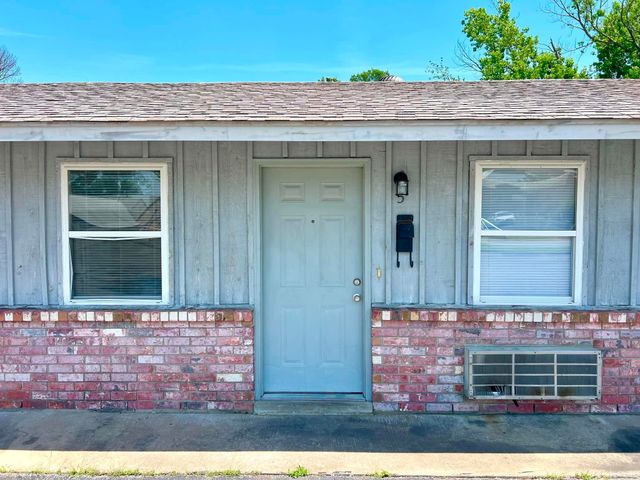 120 S Elm Street, Jacksonville, AR 72076