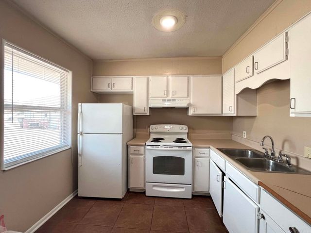 120 S Elm Street, Jacksonville, AR 72076