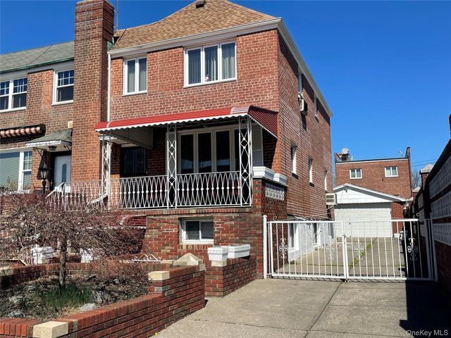 60-71 72nd Street, Maspeth, NY 11378