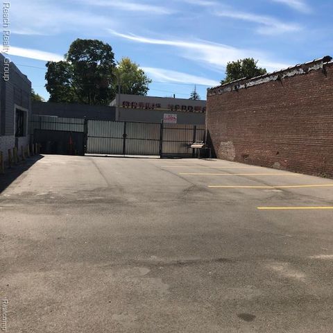 14100 Fenkell Street, Detroit, MI 48227