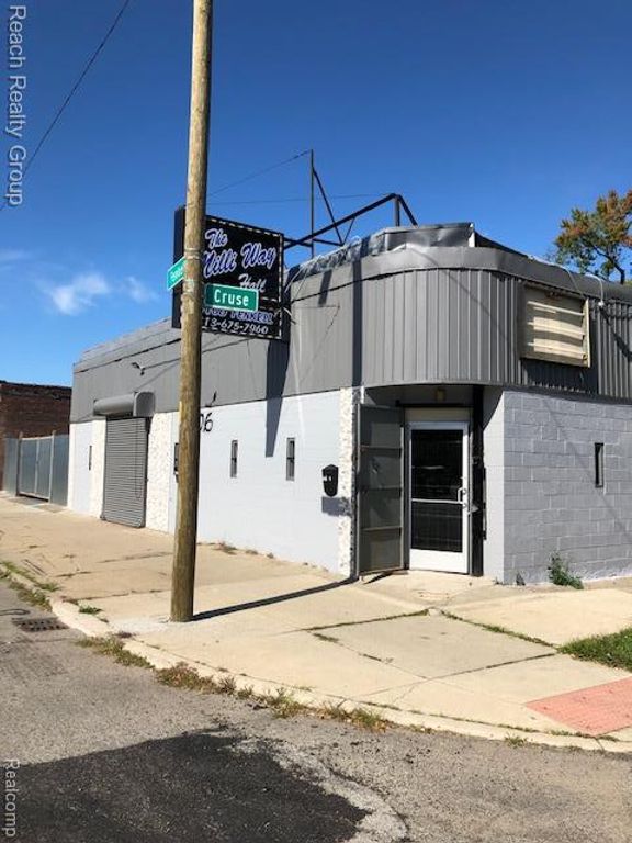 14100 Fenkell Street, Detroit, MI 48227