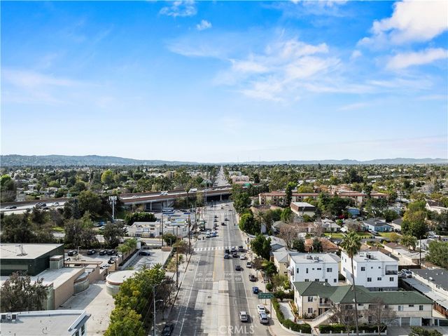 5619 Irvine, North Hollywood, CA 91601