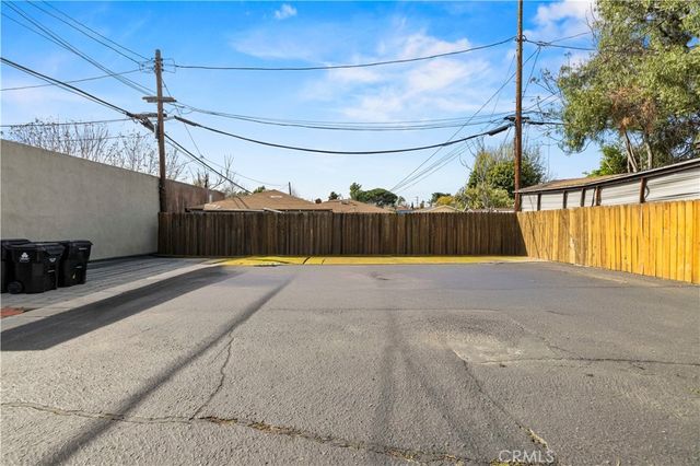 5619 Irvine, North Hollywood, CA 91601