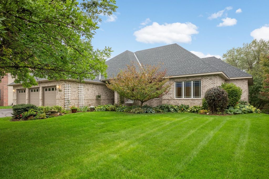 1443 Riverbluff Drive, Hastings, MN 55033 — exterior